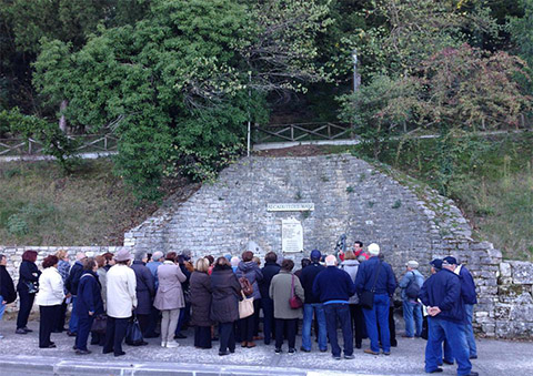 Il gruppo ANMI di Todi e il Monumento ai Caduti del Mare 3 ANMI Fiumicino a Todi